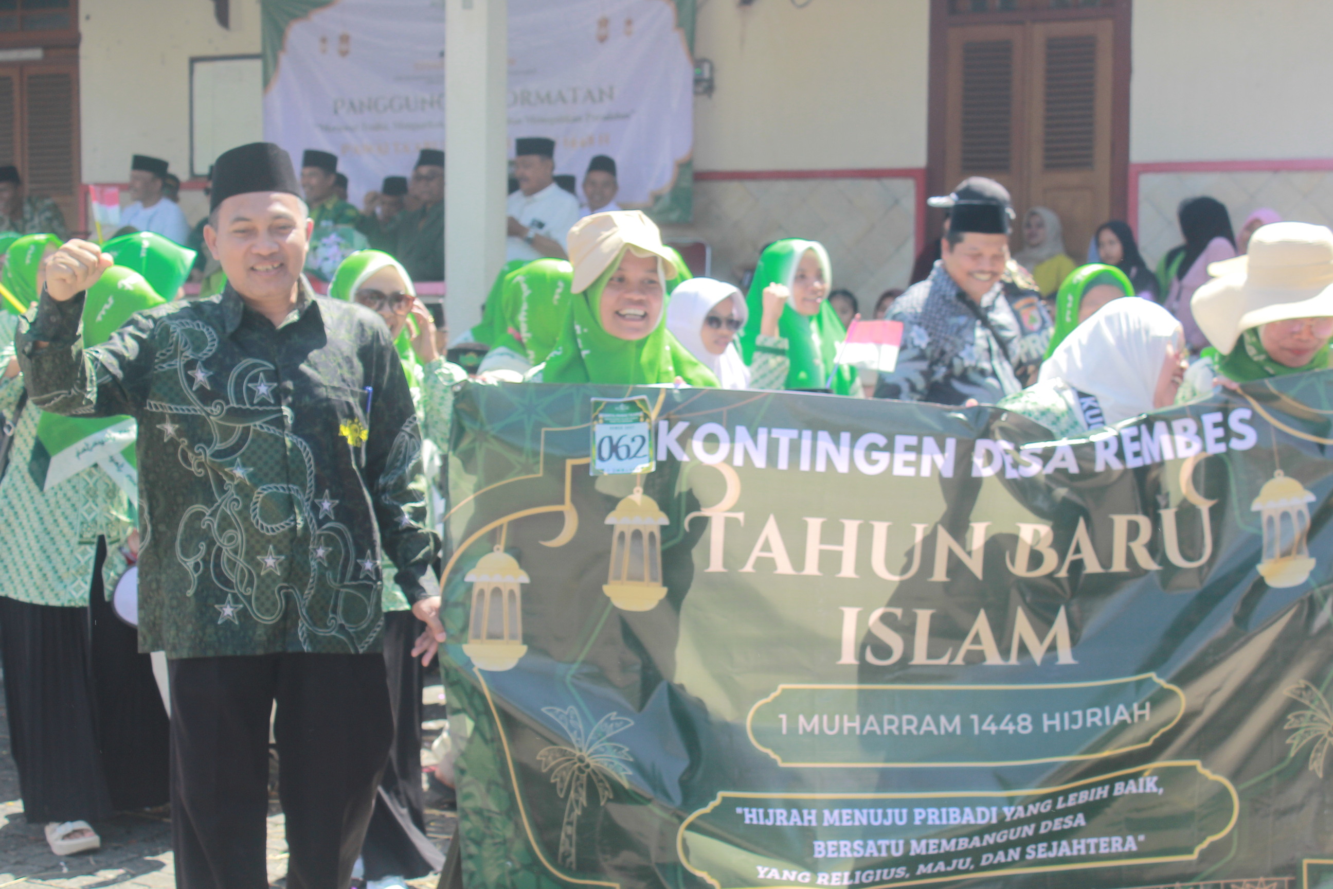Desa Rembes Meriahkan Pawai Ta’aruf Tahun Baru Islam 1448 Hijriah di Bringin